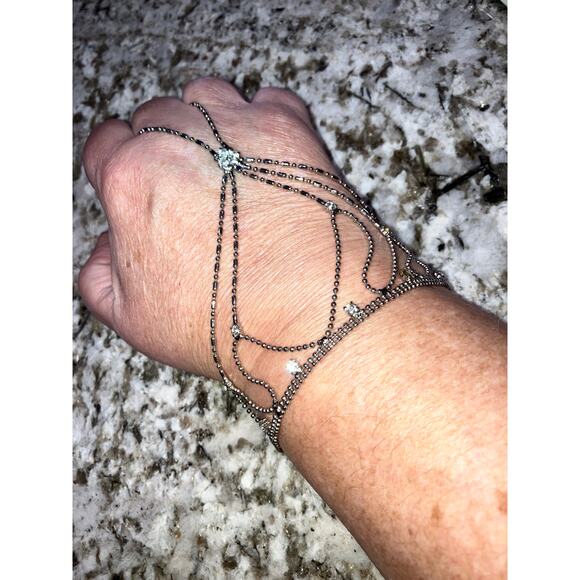 Rhinestone Silver-Tone Chain Hand Chain Link Finger Ring Bracelet! - Picture 2 of 14